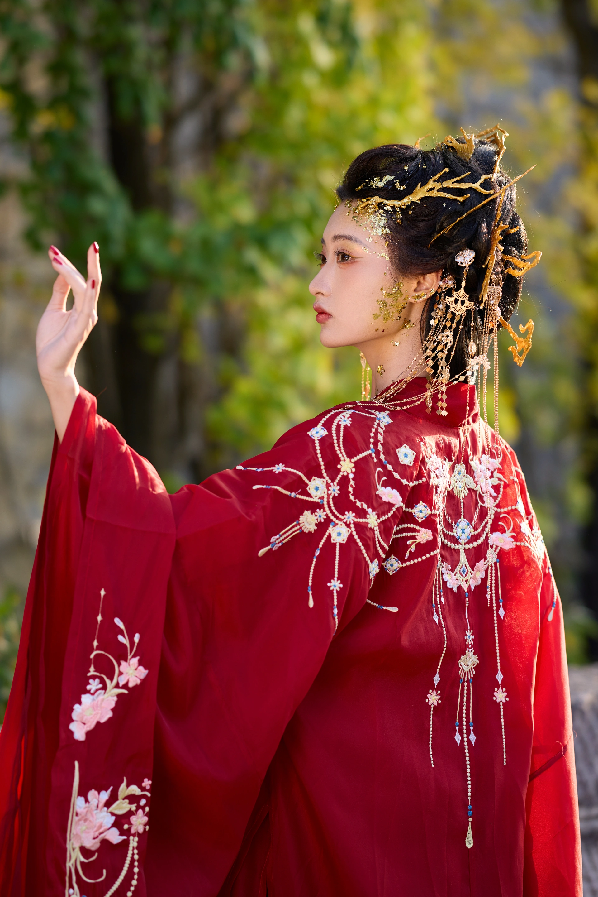 [YITUYU艺图语]2025.01.24 镜妖 陈年小九 2